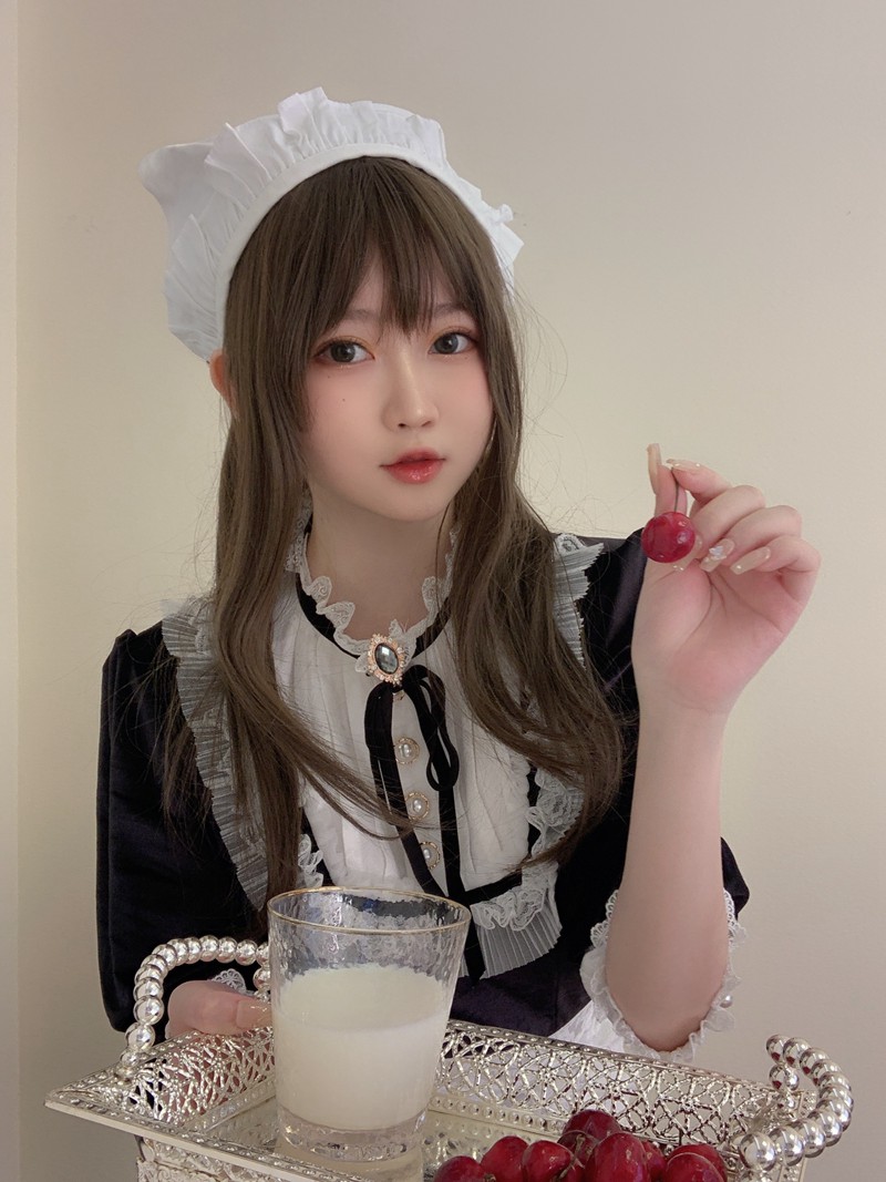 网红「是依酱吖」cosplay美女写真+随包视频合集 网络红人 第1张