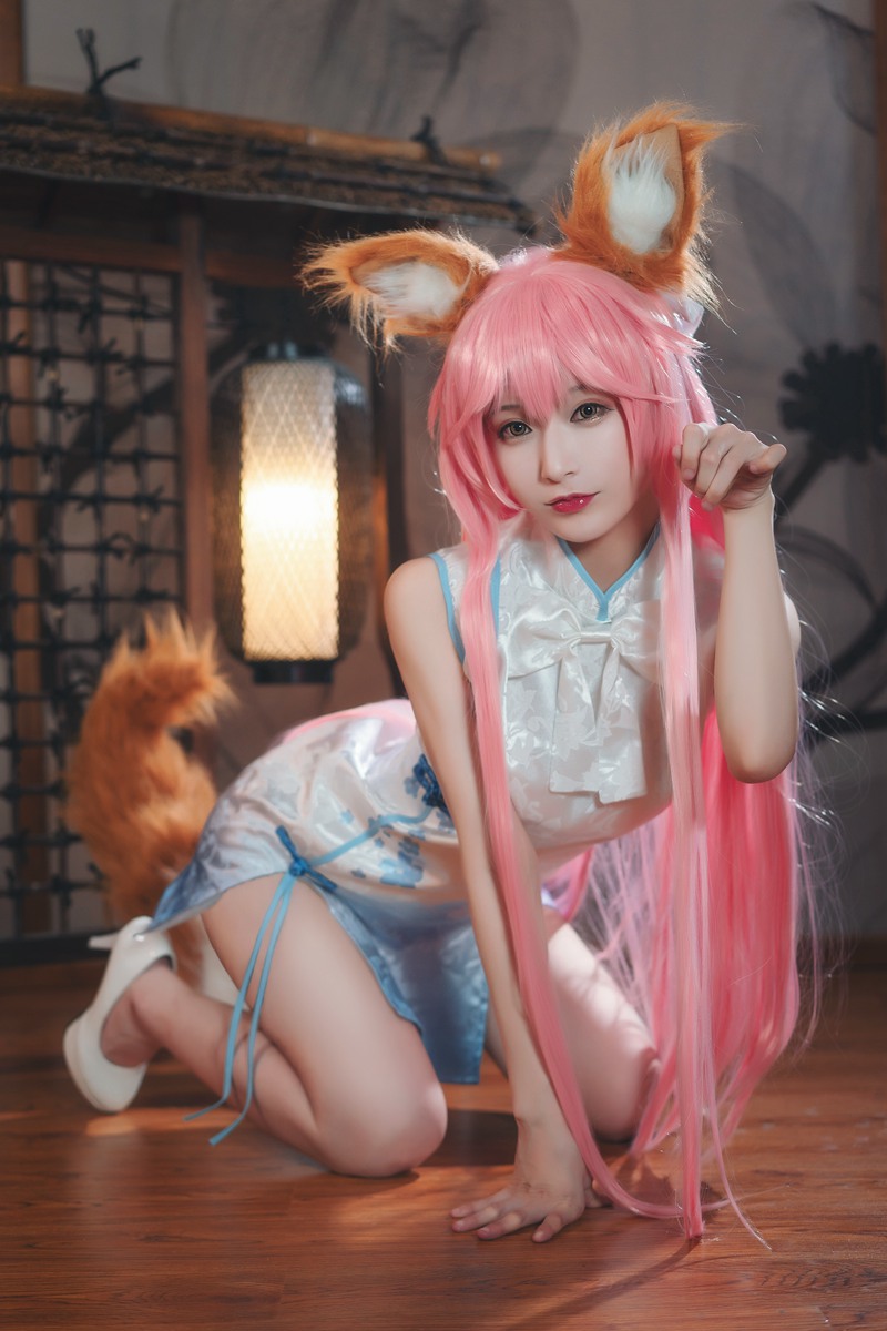 网红「铁板烧鬼舞w」cosplay美女写真+随包视频合集 网络红人 第1张