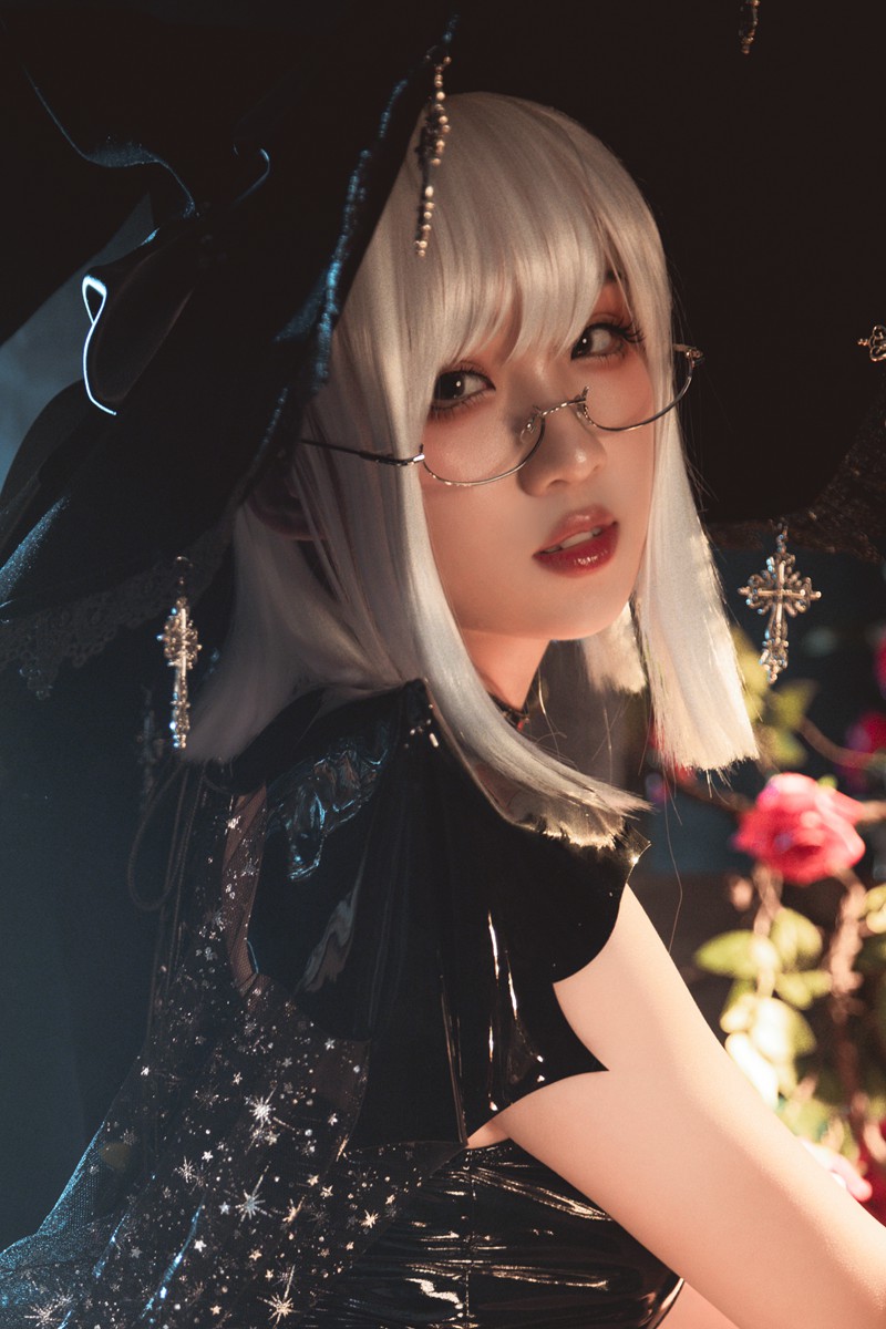 网红「瓦斯塔亚小龙虾」cosplay美女写真+随包视频合集 网络红人 第1张