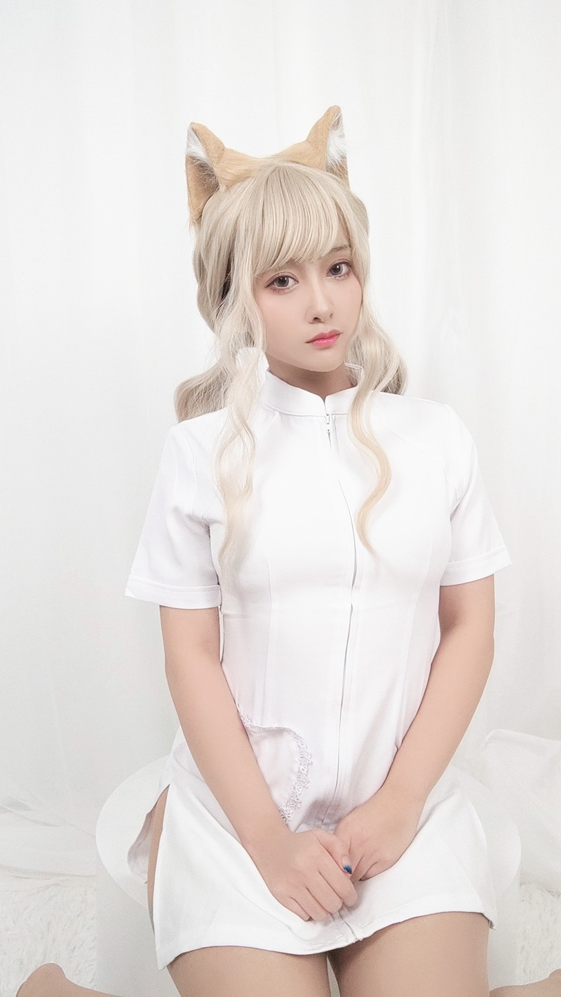 网红「洛璃LoLiSAMA」cosplay美女写真+随包视频合集 网络红人 第1张