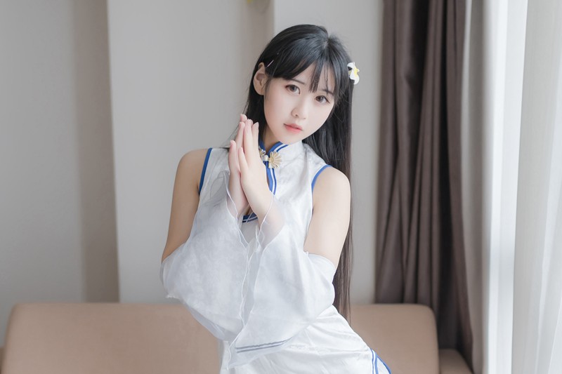 网红「萌芽儿o0」cosplay美女写真+随包视频合集 网络红人 第2张