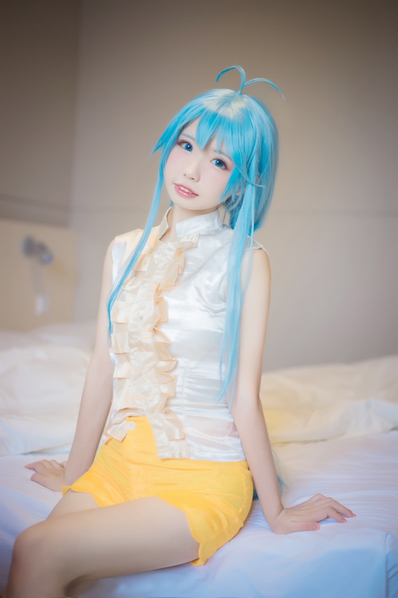 网红「十万珍吱伏特」cosplay美女写真+随包视频合集 网络红人 第1张