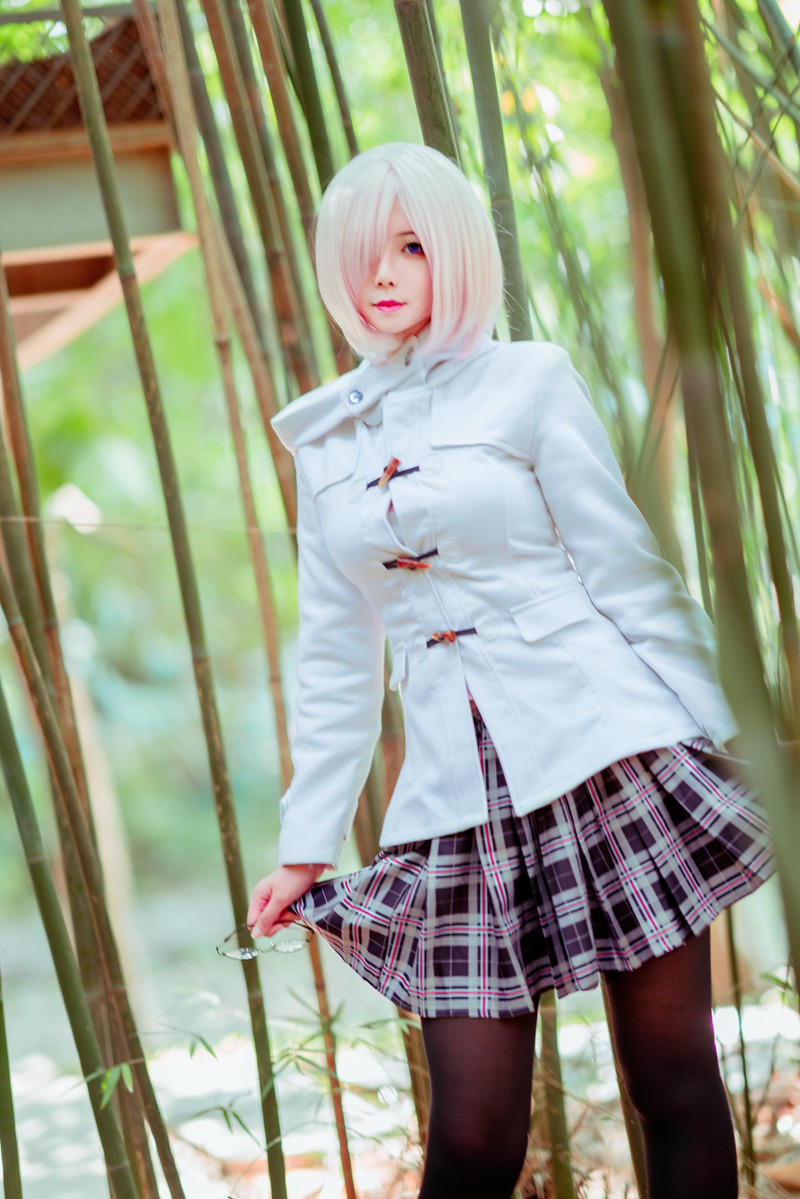 网红「塔塔_Lo1iTa」cosplay美女写真+随包视频合集 网络红人 第2张