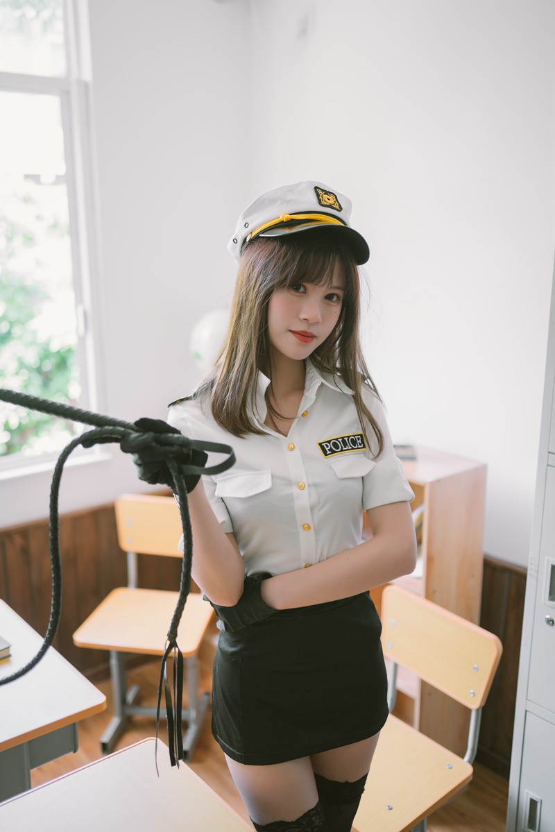 网红「千反田鹿子」cosplay美女写真+随包视频合集 网络红人 第1张