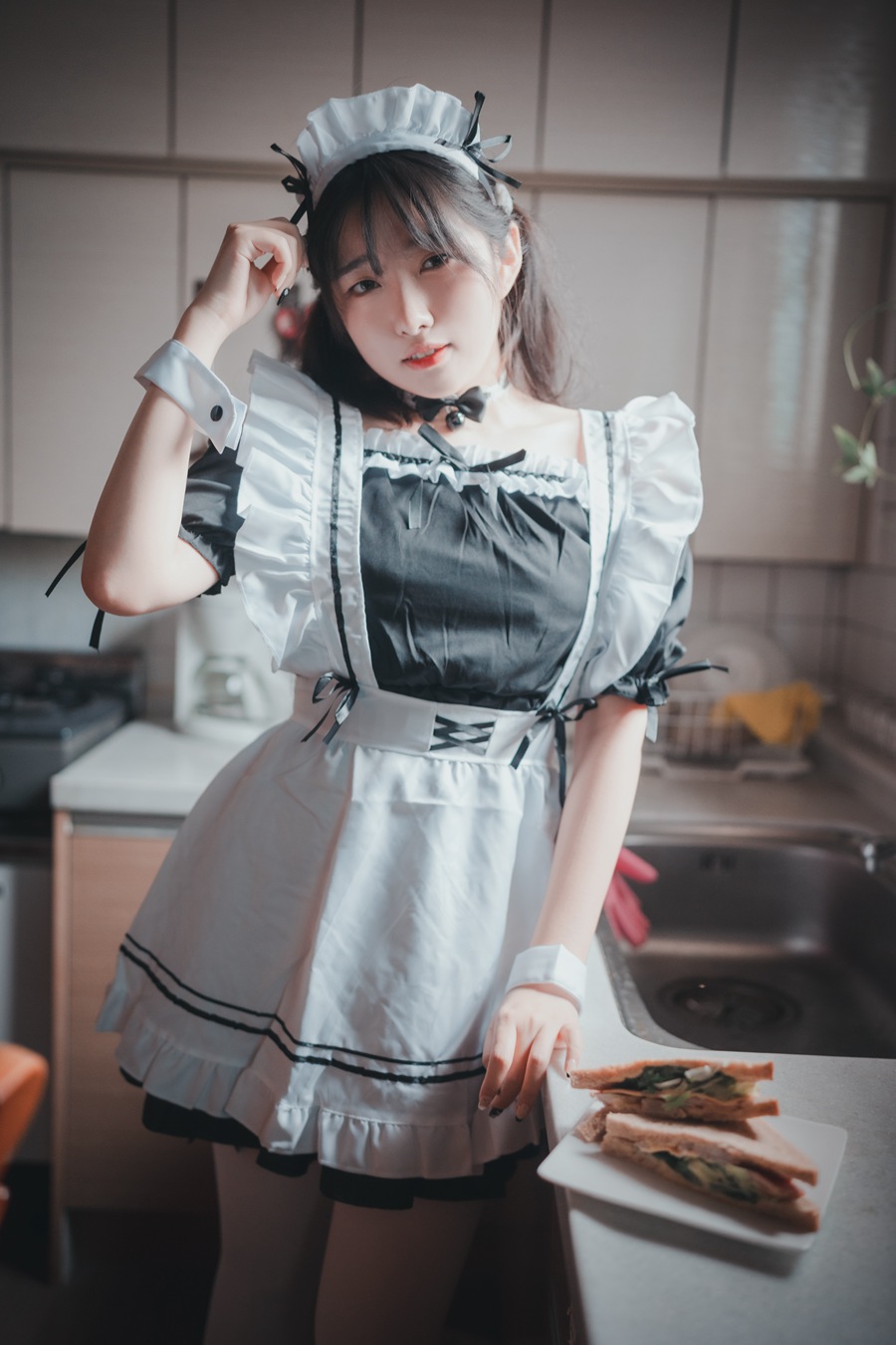 韩国性感萌妹子「Sonson(손손) 」cosplay美女写真+随包视频合集 网络红人 第1张